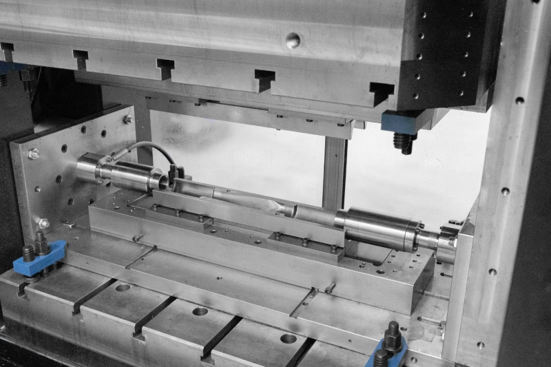 AI nella lavorazione CNC: ecco come l’abbiamo applicata all’idroformatura